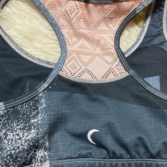 ZYIA bomber bra - Picture 1 of 5